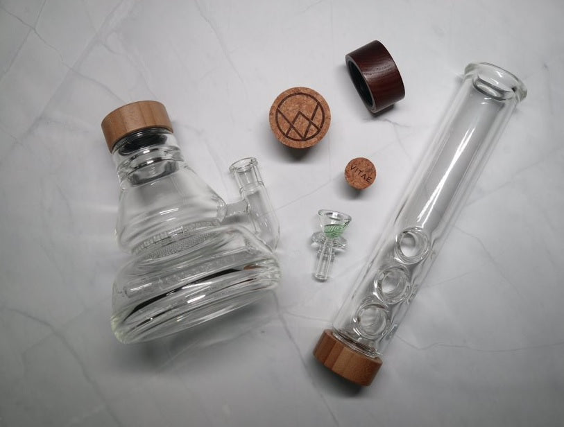 Glass Bong Disassemble: Step-by-Step Guide to Proper Cleaning